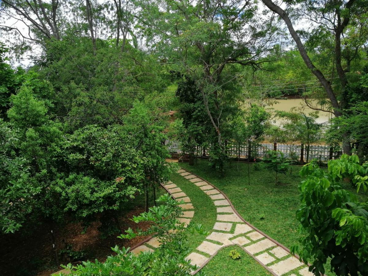 Heaven In Satinwoods Hotel Tangalle Exterior photo